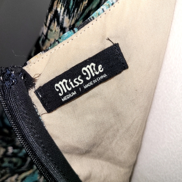 Miss Me Womens Print Ruffle Dress, Size Medium, Neck tied straps - Picture 9 of 10